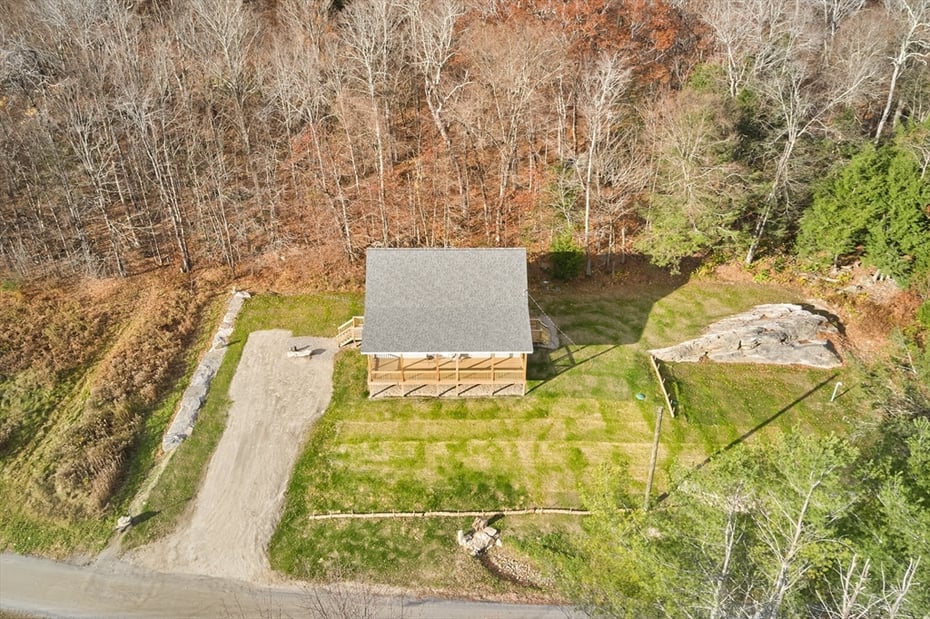11 Farmhouse Road Photo 2