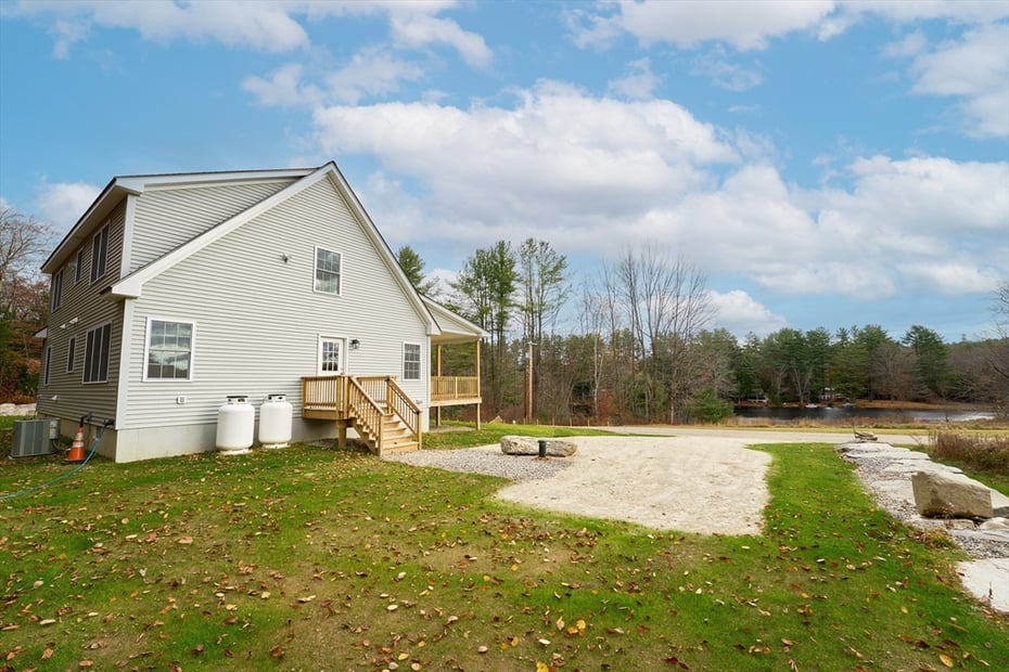 11 Farmhouse Road Photo 32