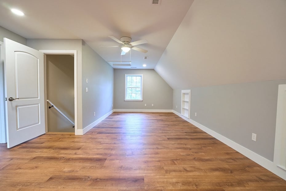 11 Farmhouse Road Photo 21