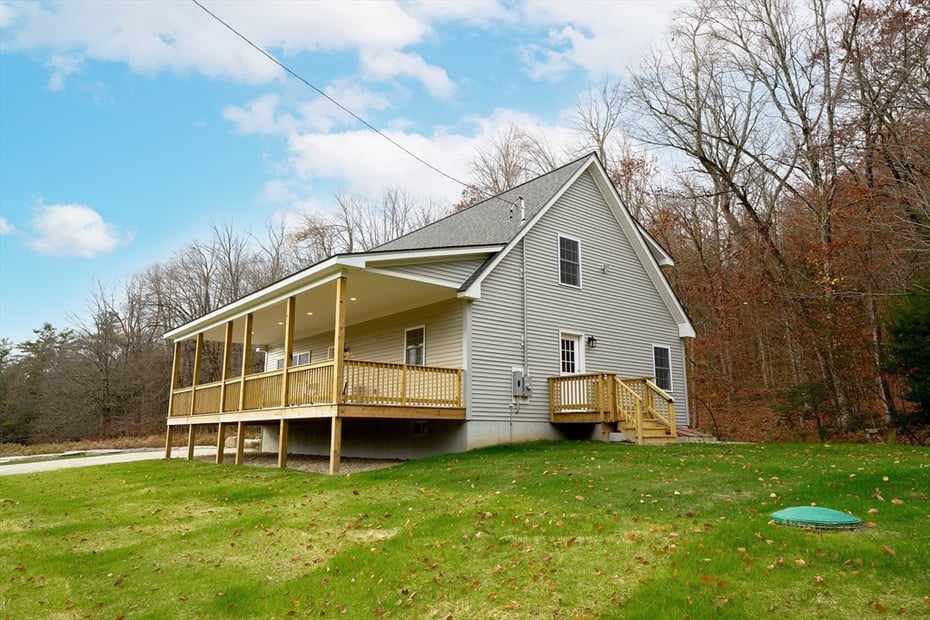 11 Farmhouse Road Photo 3