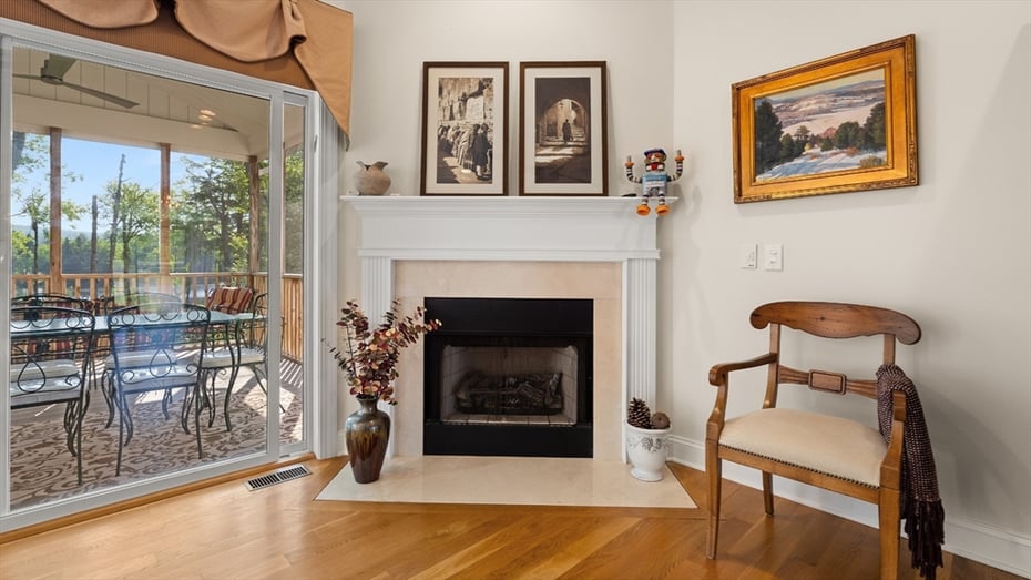210 Pine Cone Ln #210 Photo 16