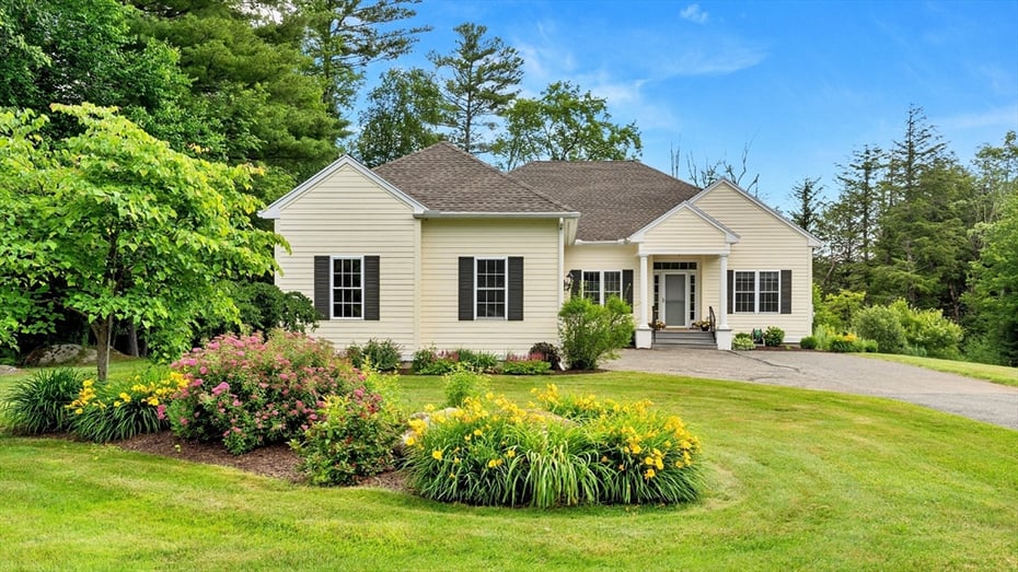210 Pine Cone Ln #210 Photo 1