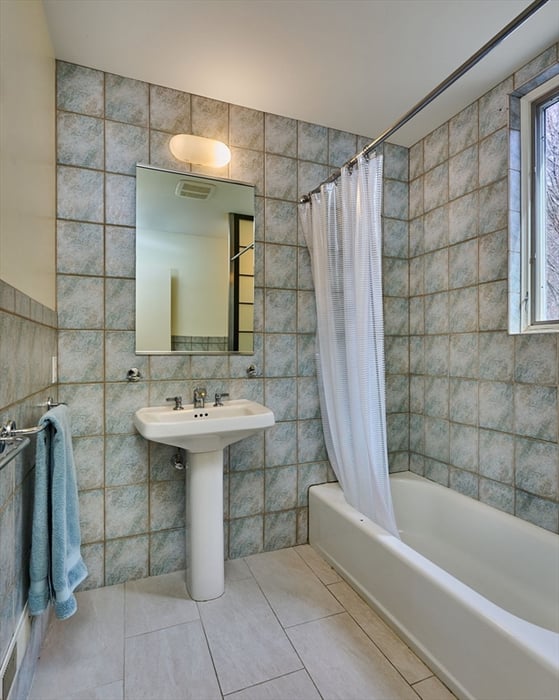 27 January Hills Rd Photo 25