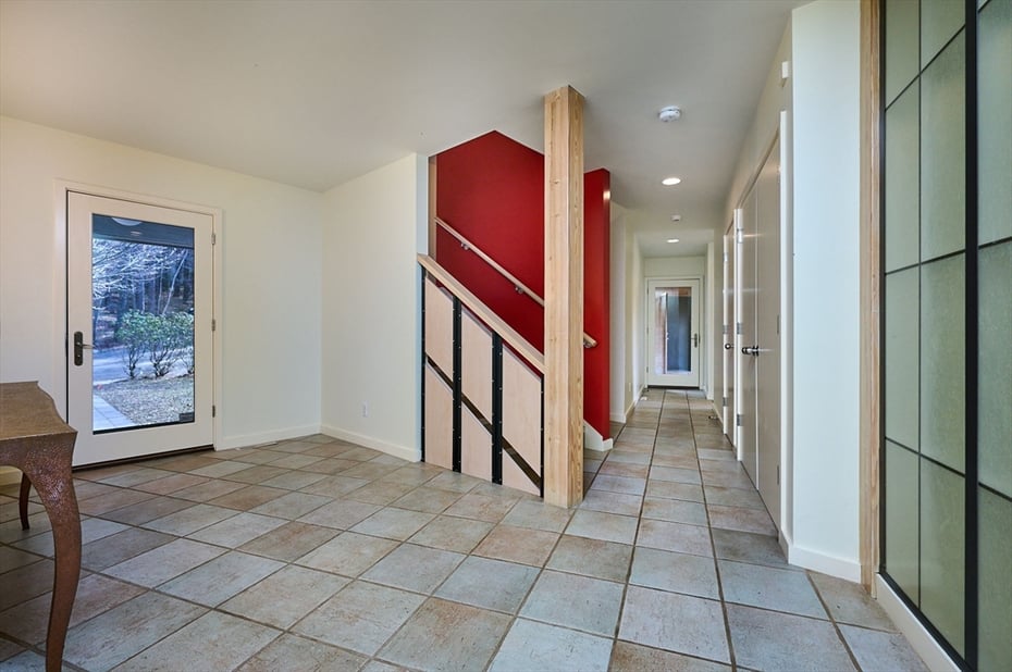 27 January Hills Rd Photo 3