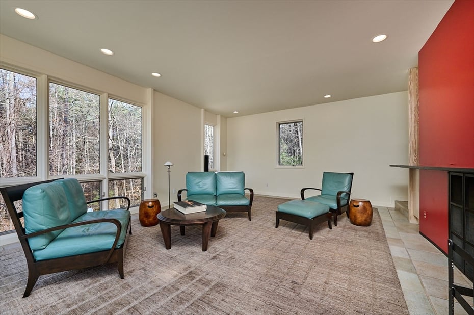 27 January Hills Rd Photo 6