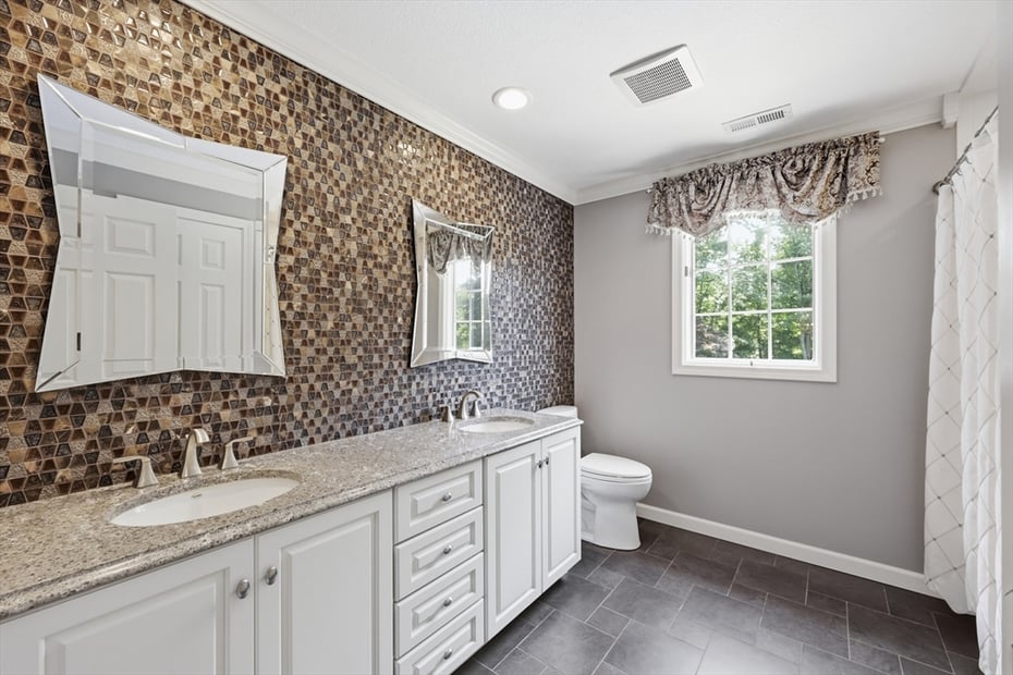 1051 Converse St Photo 28