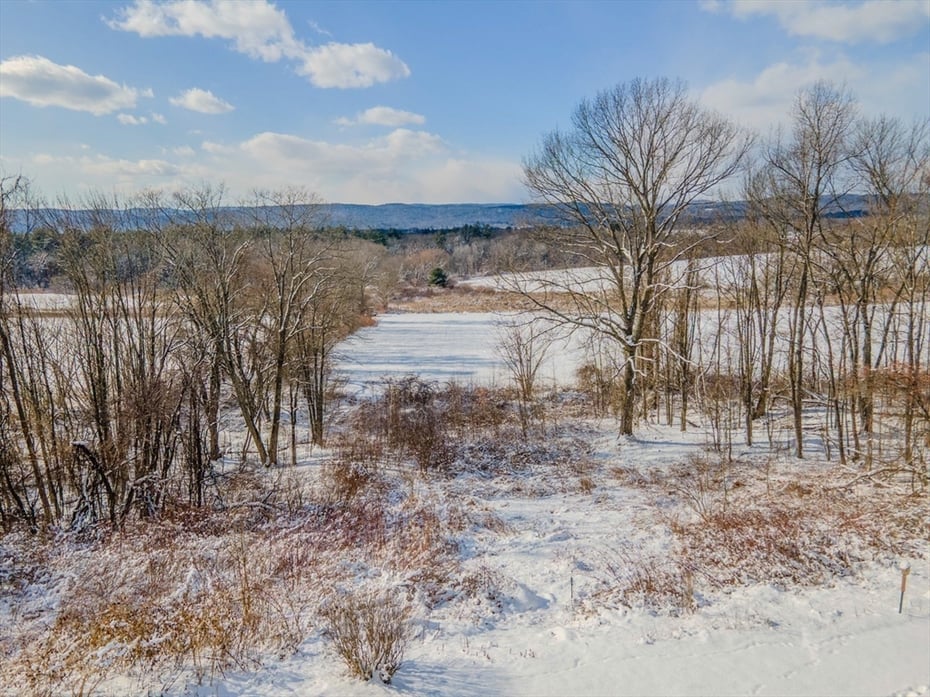 59 N. Hilliside Road Photo 12