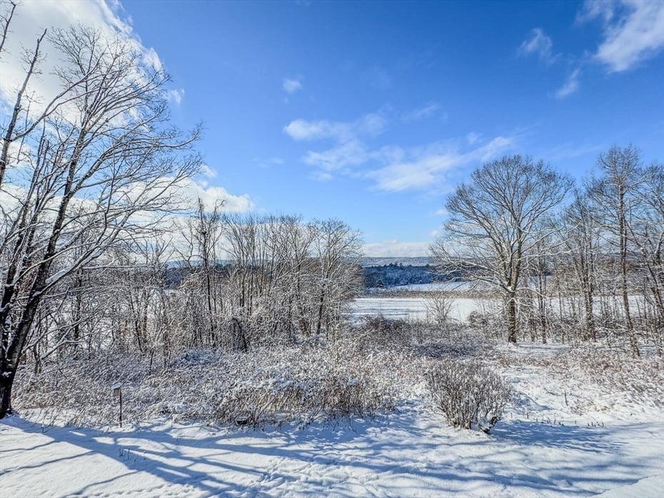 59 N. Hilliside Road Photo 9