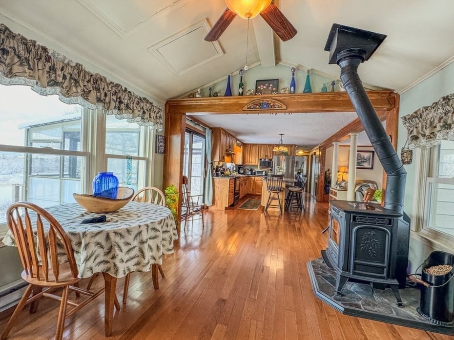 59 N. Hilliside Road Photo 6