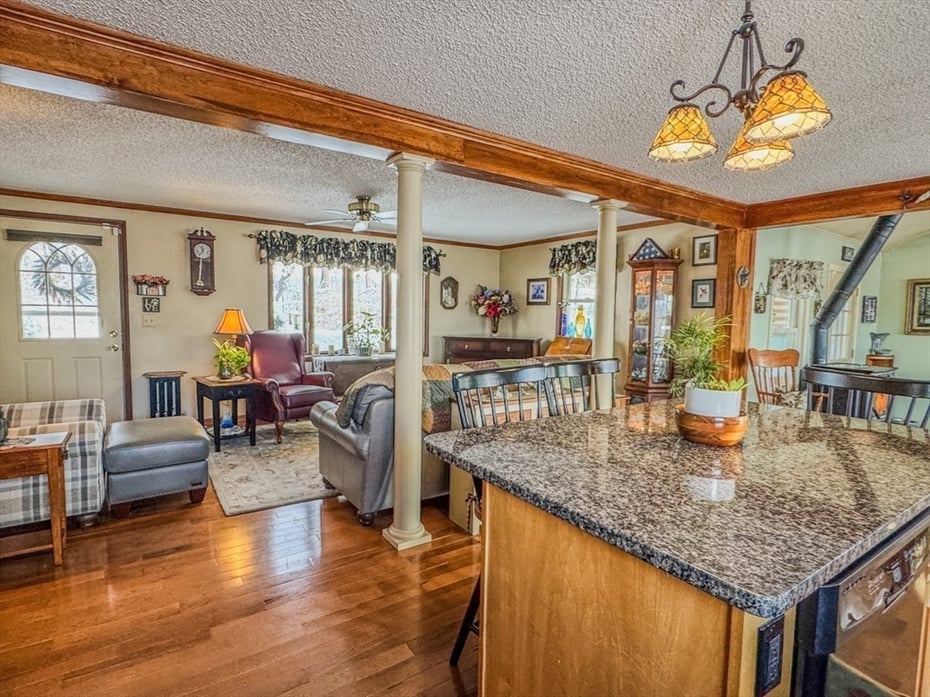 59 N. Hilliside Road Photo 15