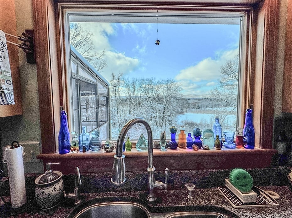 59 N. Hilliside Road Photo 8