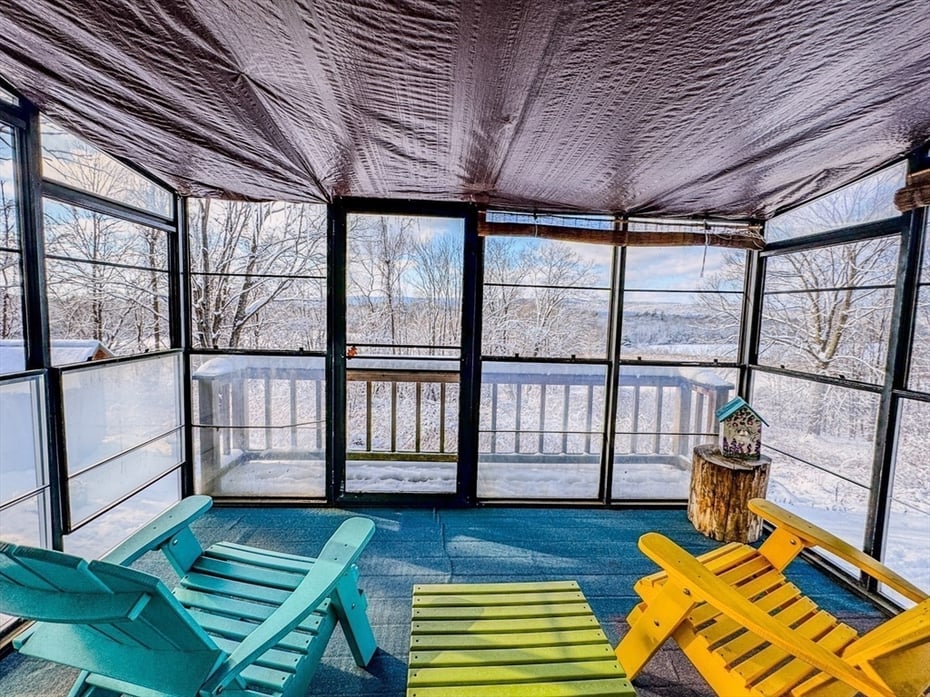 59 N. Hilliside Road Photo 11