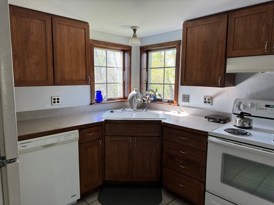 47 Claverack Road Photo 24