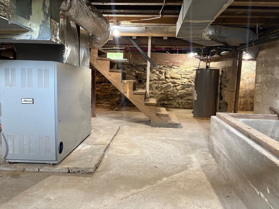 208 Greenfield Rd Photo 25