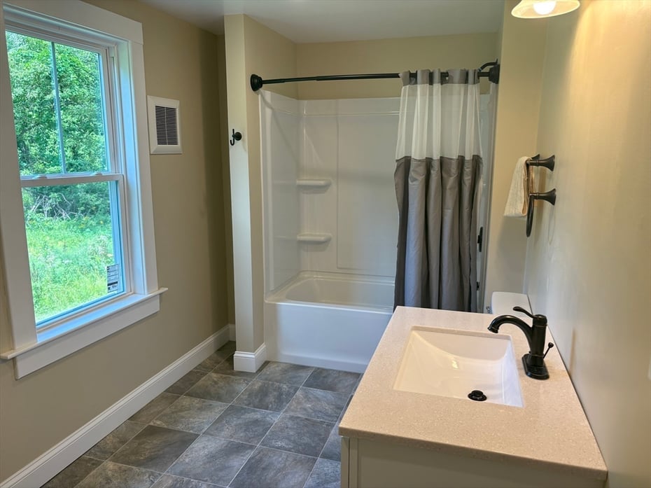 208 Greenfield Rd Photo 10