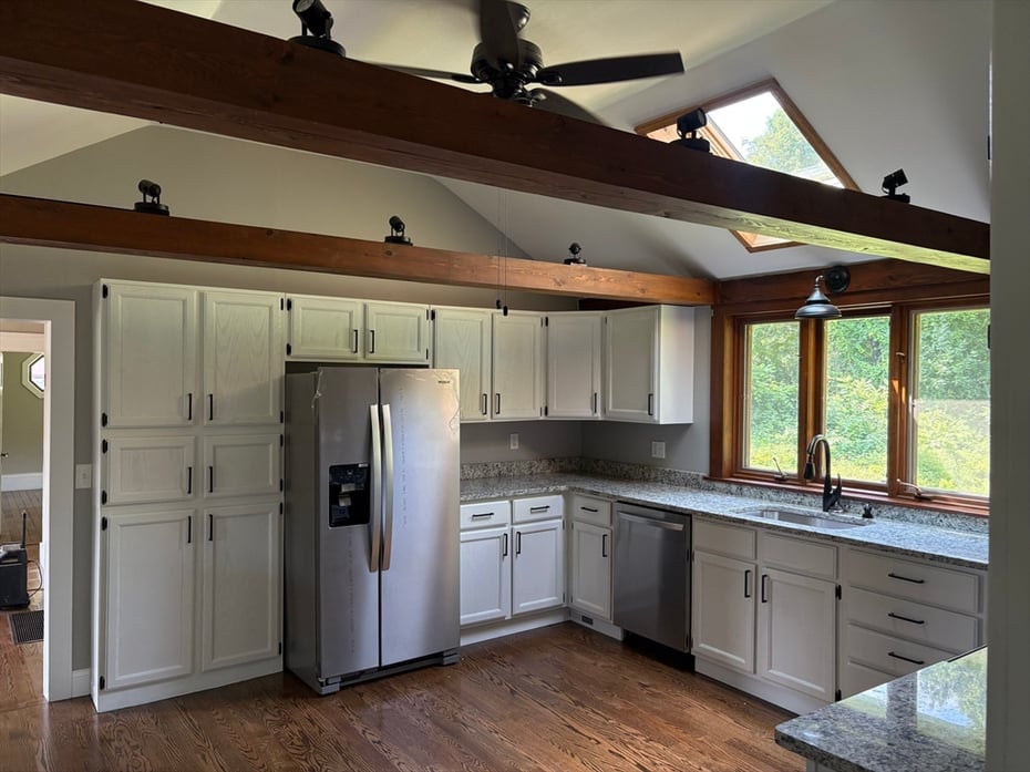 208 Greenfield Rd Photo 6