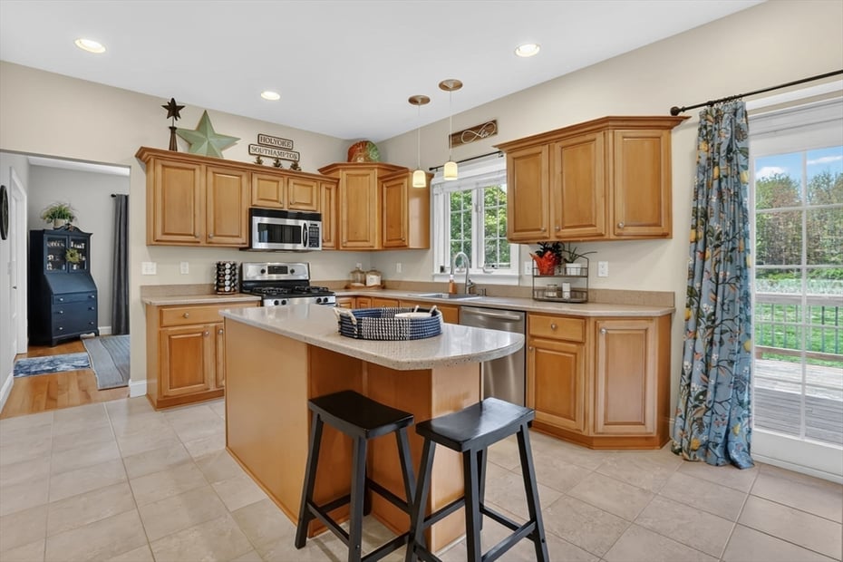 45 Pomeroy Meadow Rd Photo 8