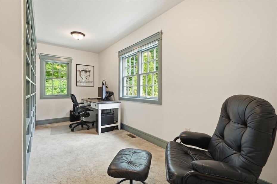 18 Eveningstar Dr Photo 22
