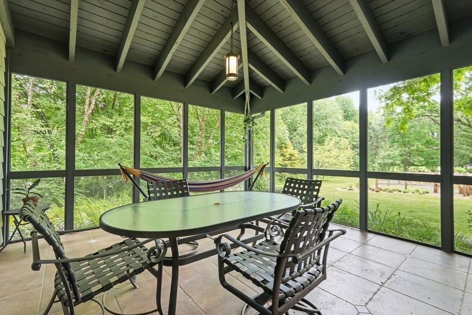 18 Eveningstar Dr Photo 24