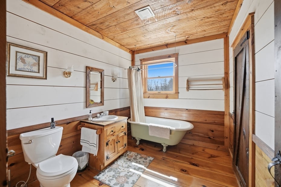 76 High Street Photo 20