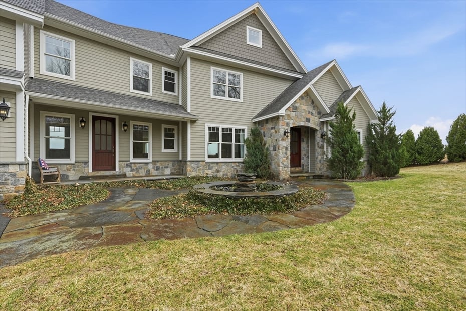 92 Masterson Rd Photo 2