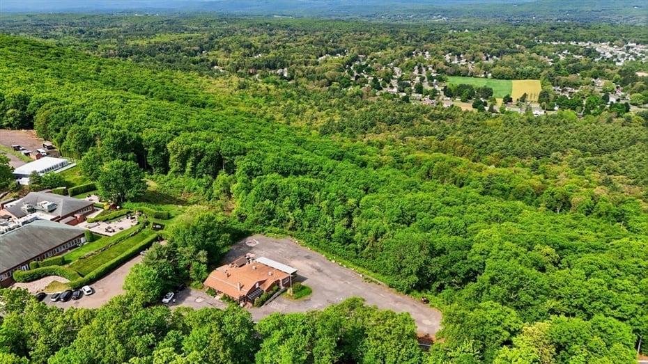 100 Mountain Rd Photo 35