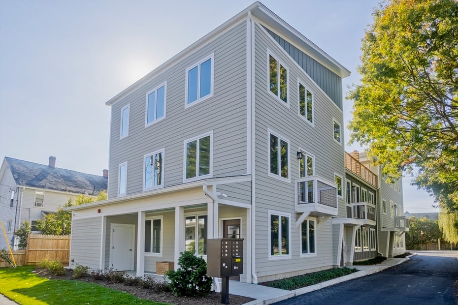 107 Williams Street Photo 2