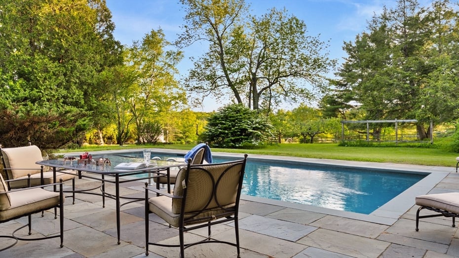 764 East Hill Road Photo 13