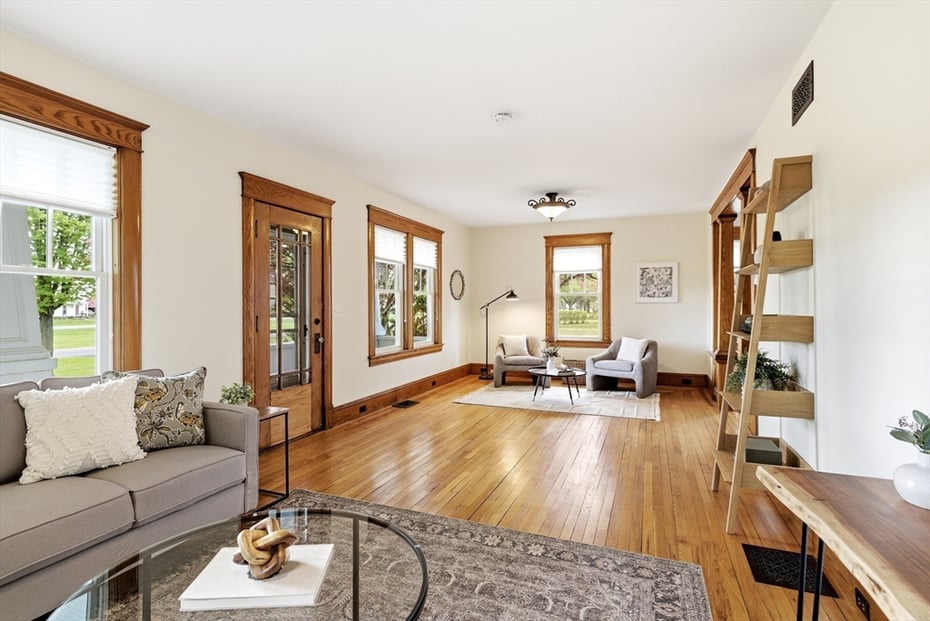 111 West St Photo 17