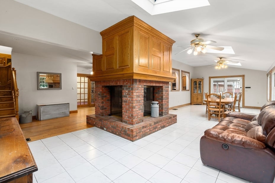 1730 S East St Photo 11