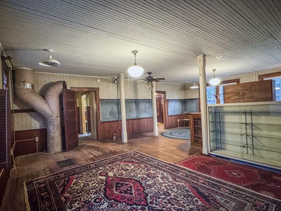 230 Millers Falls Road Photo 11