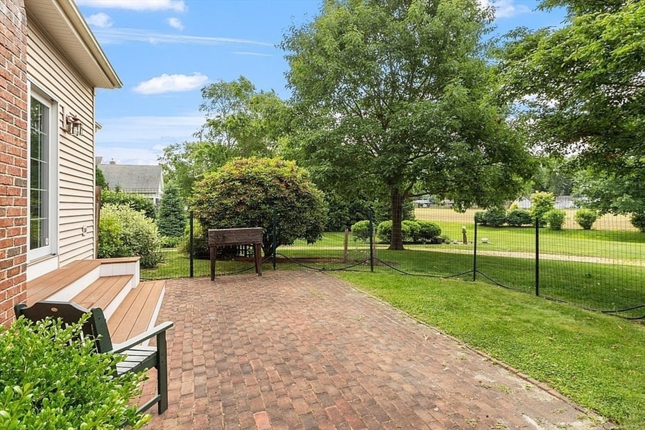 4 Crestview Drive Photo 8