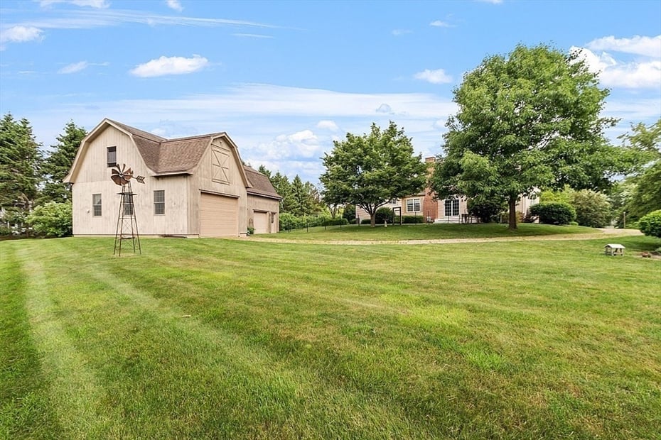 4 Crestview Drive Photo 5