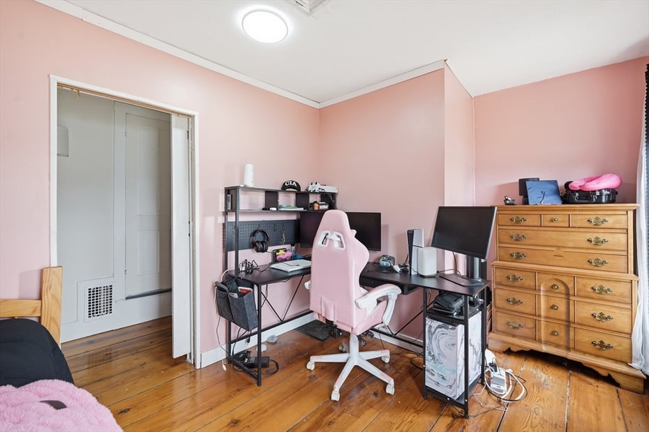 79 State Rd Photo 27