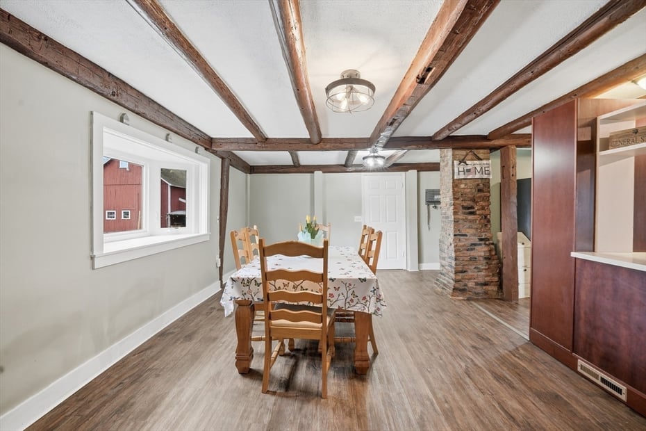 79 State Rd Photo 14