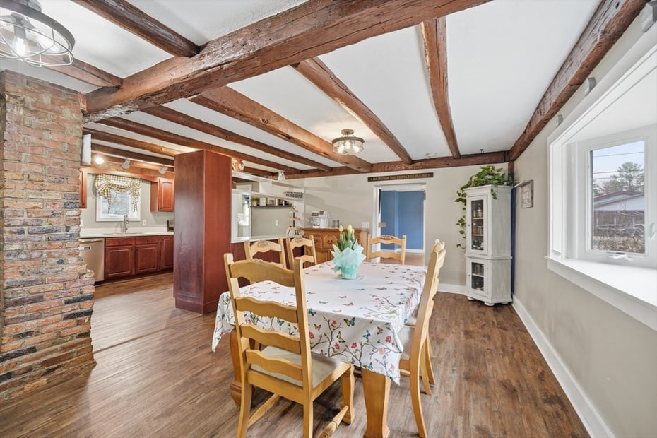 79 State Rd Photo 12