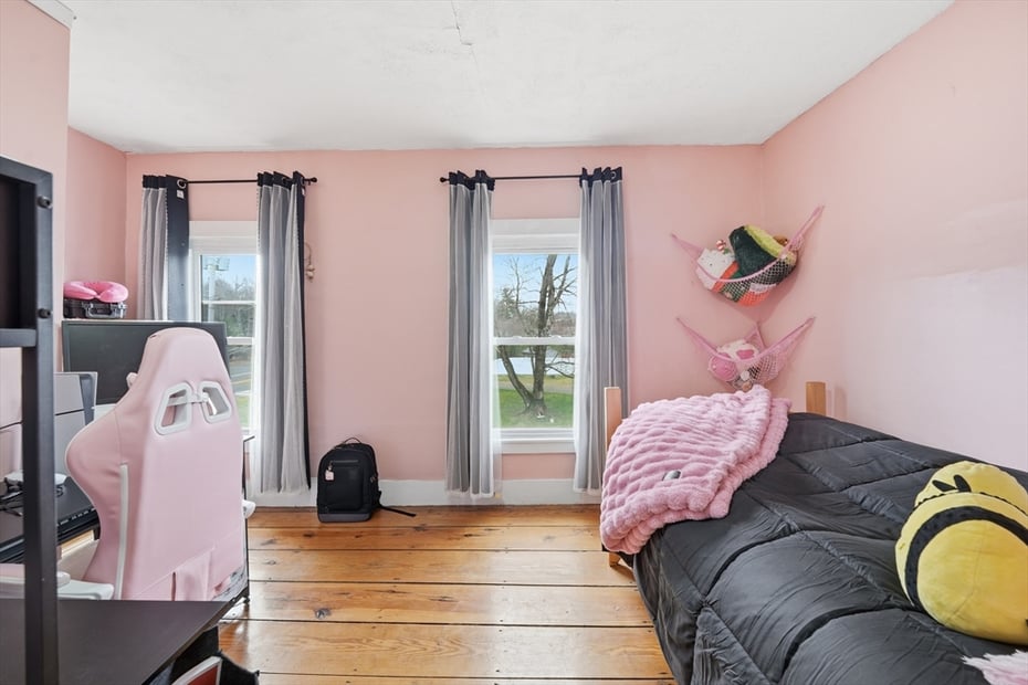 79 State Rd Photo 26