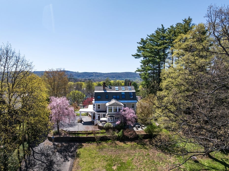 29 Highland Avenue Photo 3