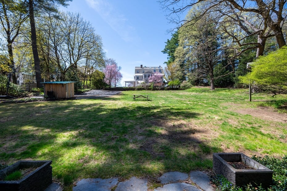 29 Highland Avenue Photo 5