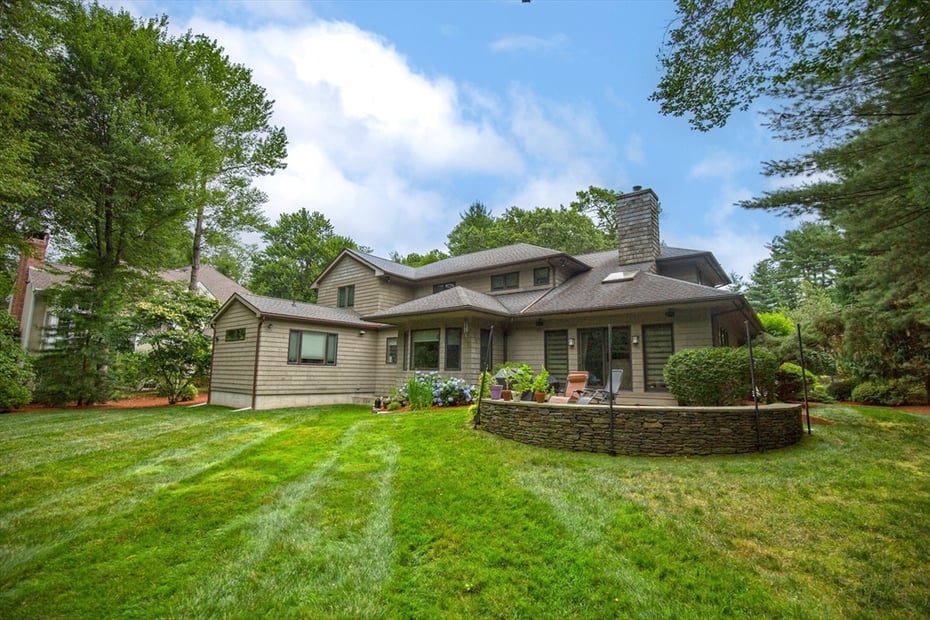 70 Tennyson Dr Photo 39