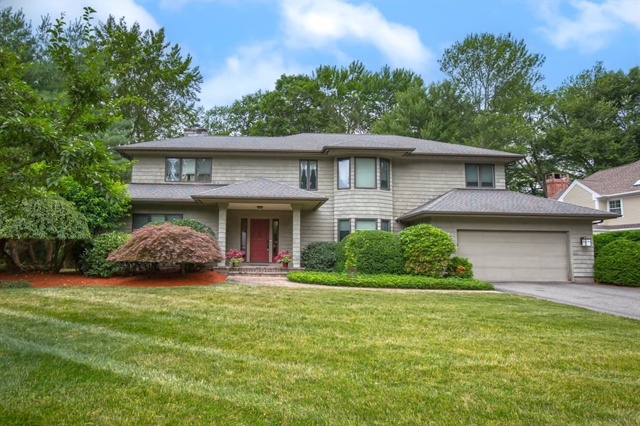 70 Tennyson Dr Photo 2