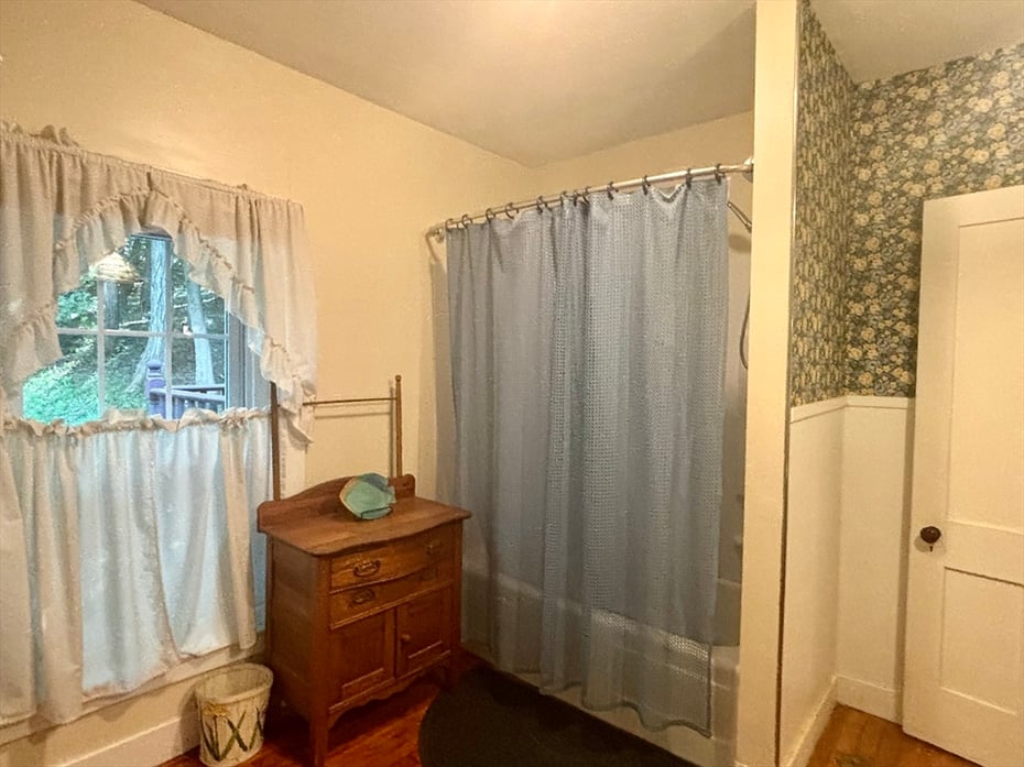 19 S Maple St Photo 39