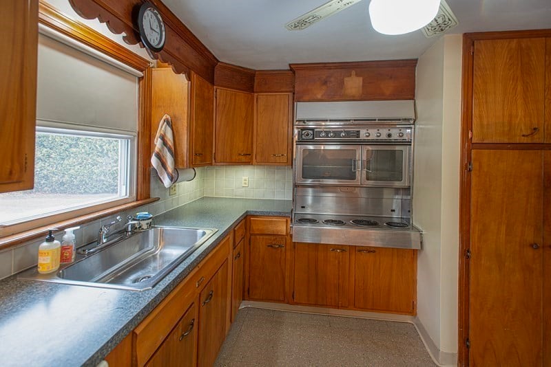 149 Prospect Street Photo 6