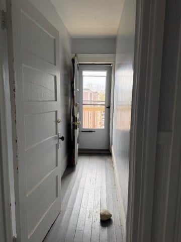 64-66 Pleasant St Photo 27