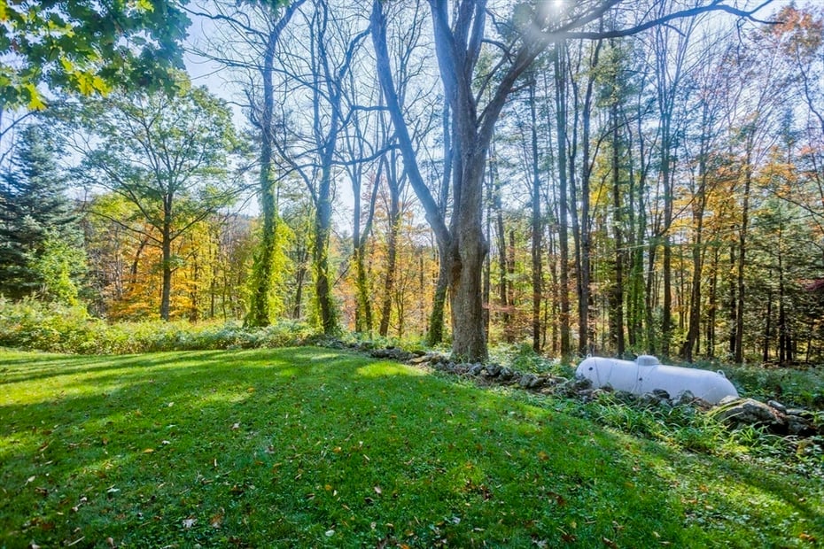 134 Indian Hollow Rd Photo 9