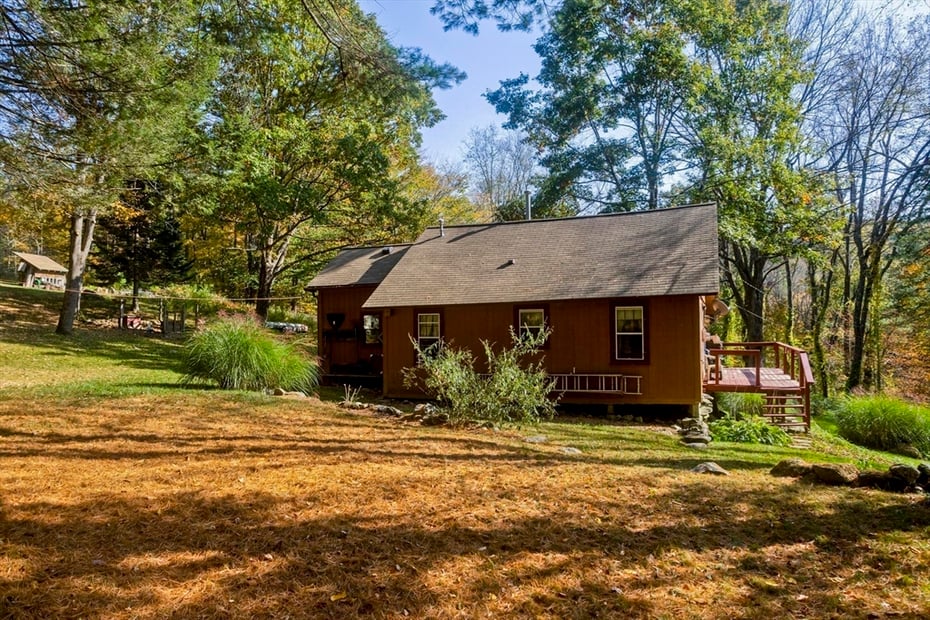 134 Indian Hollow Rd Photo 6