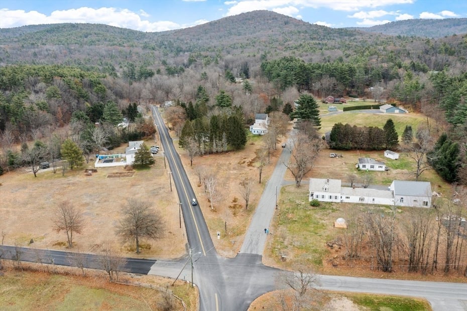 22 Old Turnpike Rd Photo 40