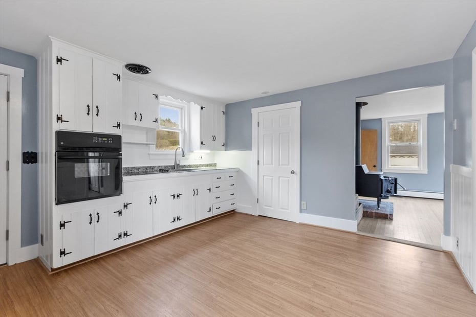 22 Old Turnpike Rd Photo 9