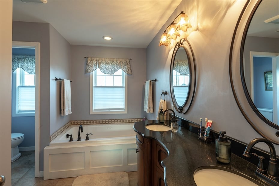 83 Bay Road Photo 17