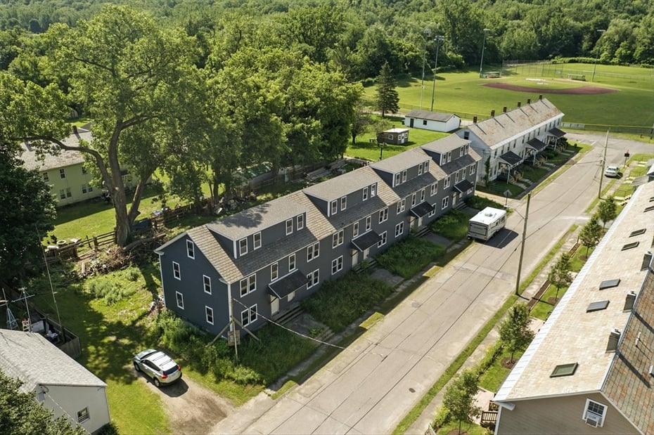 22-36 Taft St Photo 9